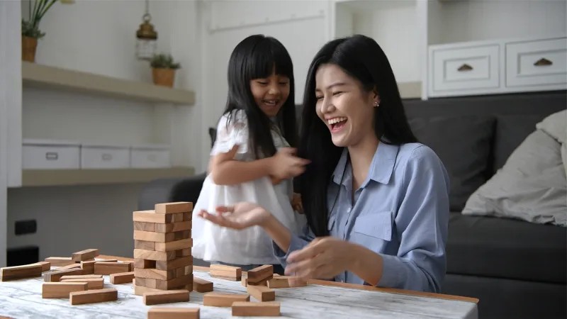 Pola asuh orang tua dapat memengaruhi psikologi perkembangan anak. Pola asuh orang tua dapat memengaruhi psikologi perkembangan anak.